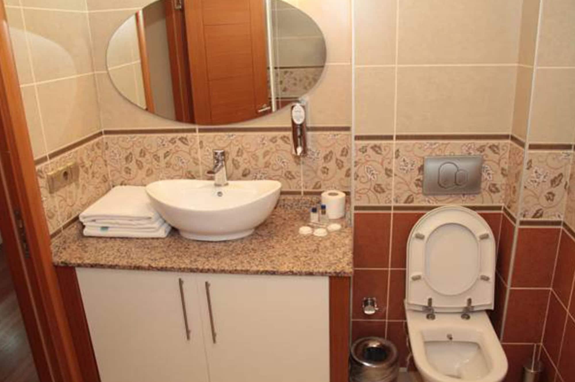 Bc Burhan Cacan & & Cafe 3* Provincia di Istanbul