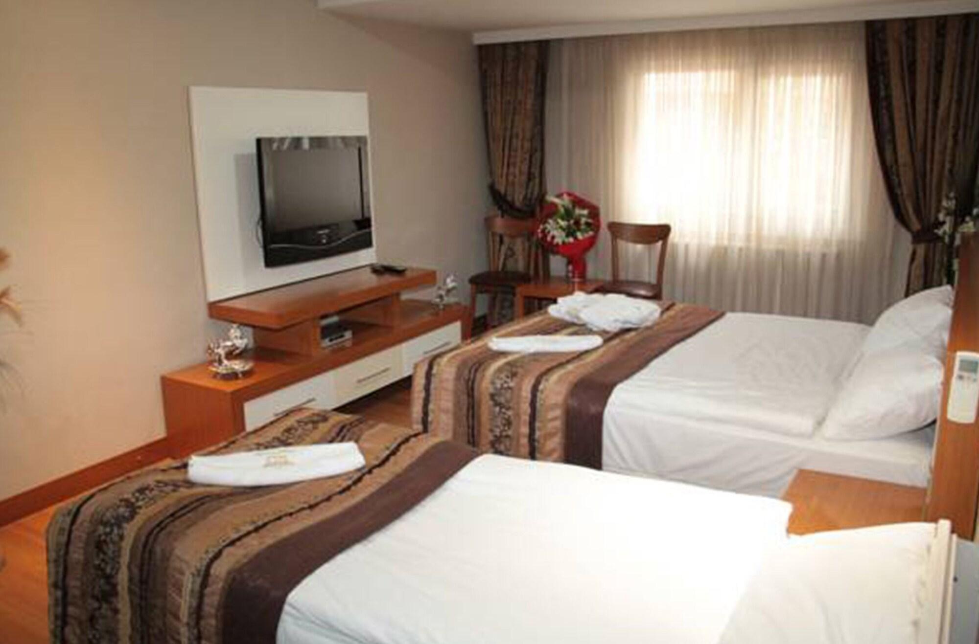 Bc Burhan Cacan & & Cafe 3* Provincia di Istanbul